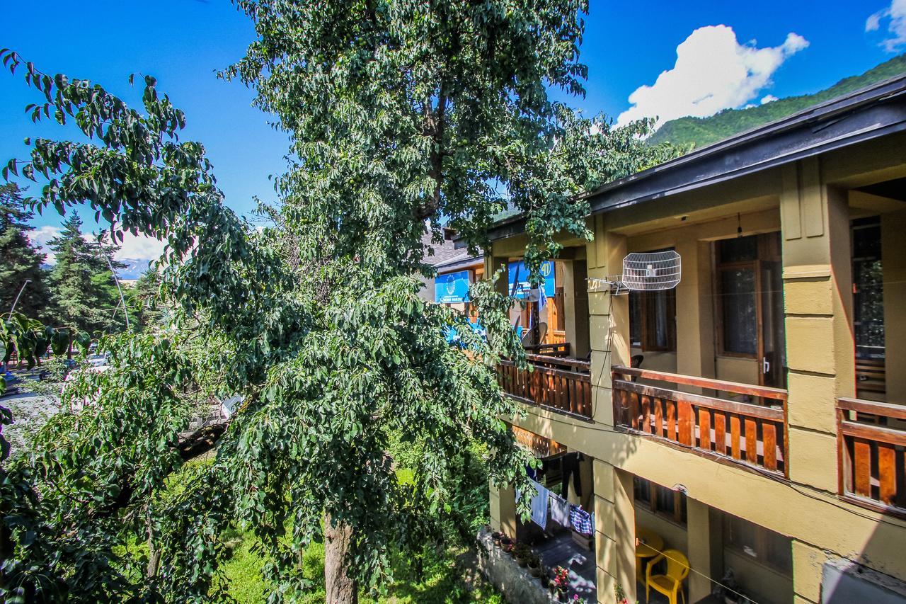 Eka&Nino Guesthouse Mestia Ngoại thất bức ảnh