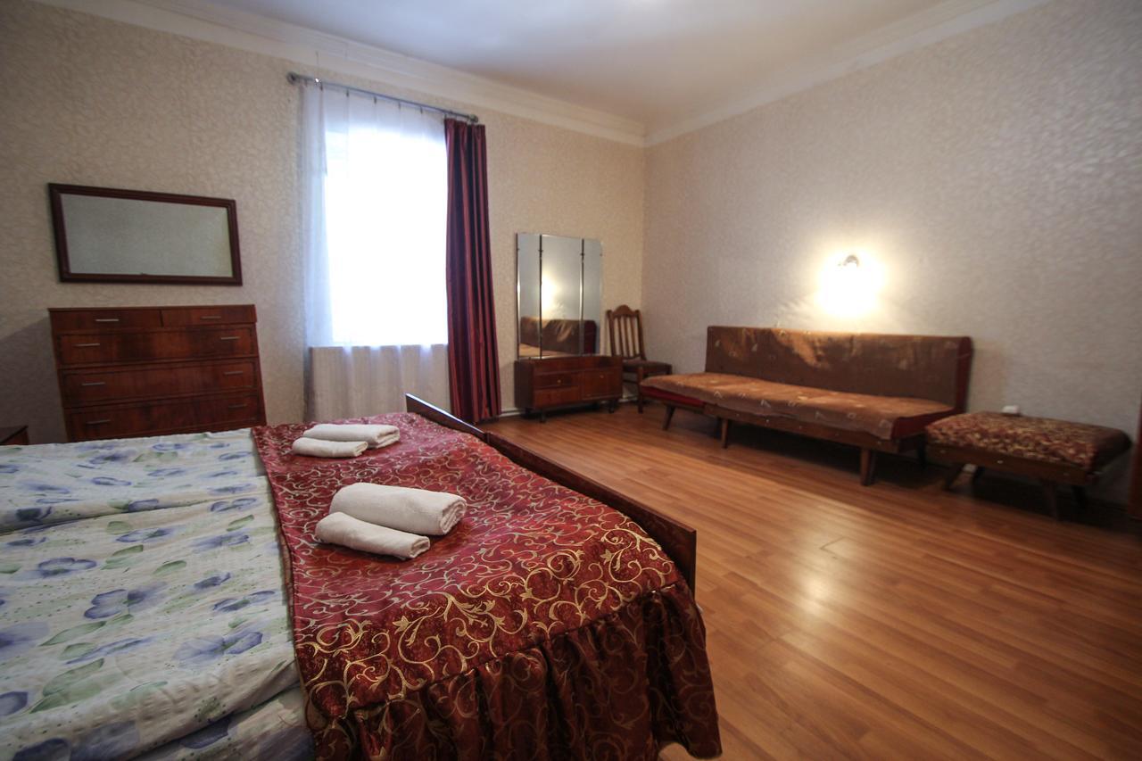 Eka&Nino Guesthouse Mestia Ngoại thất bức ảnh